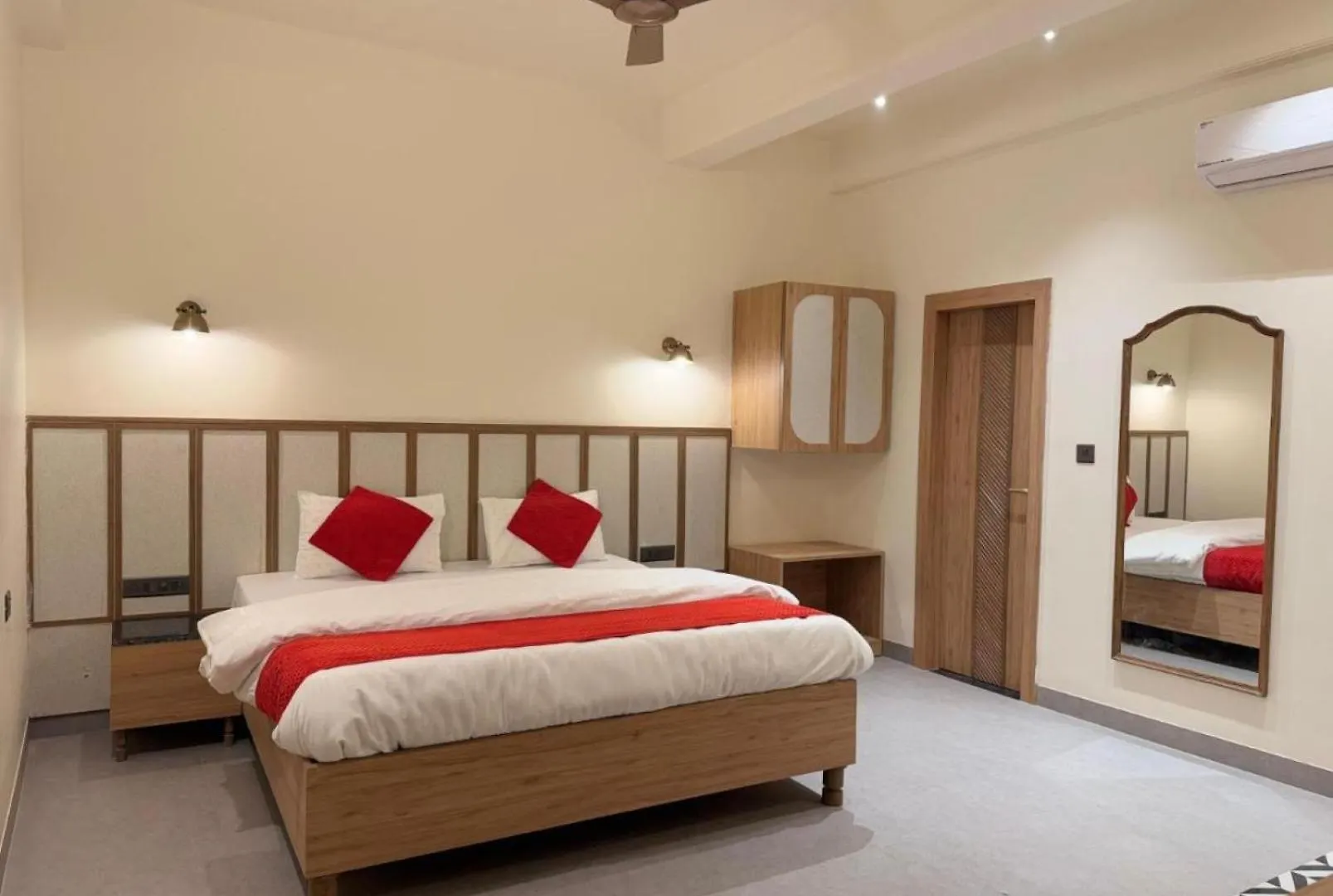 Hotel Grace A Family Hotel New Delhi